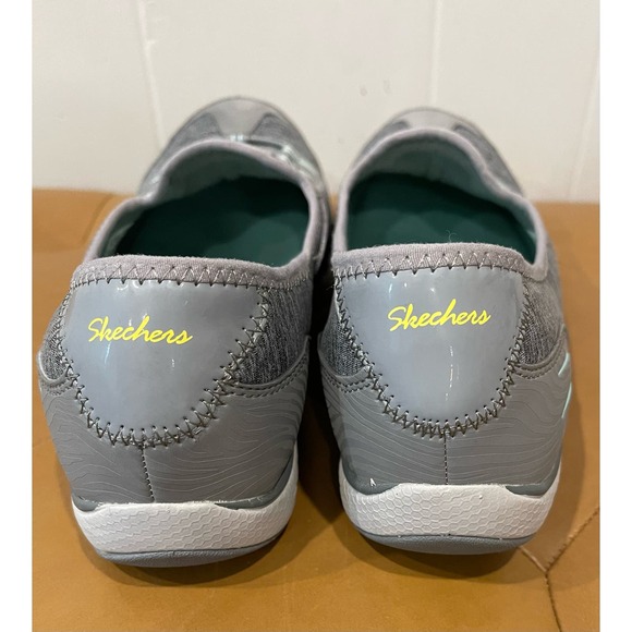 Sketchers Women’s Relaxed Fit Memory Foam Slip On Comfort Sneakers Size 10 - Picture 7 of 8